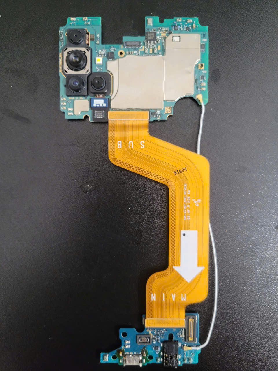 HÌNH ẢNH THANH LOAN MEGA GROUP